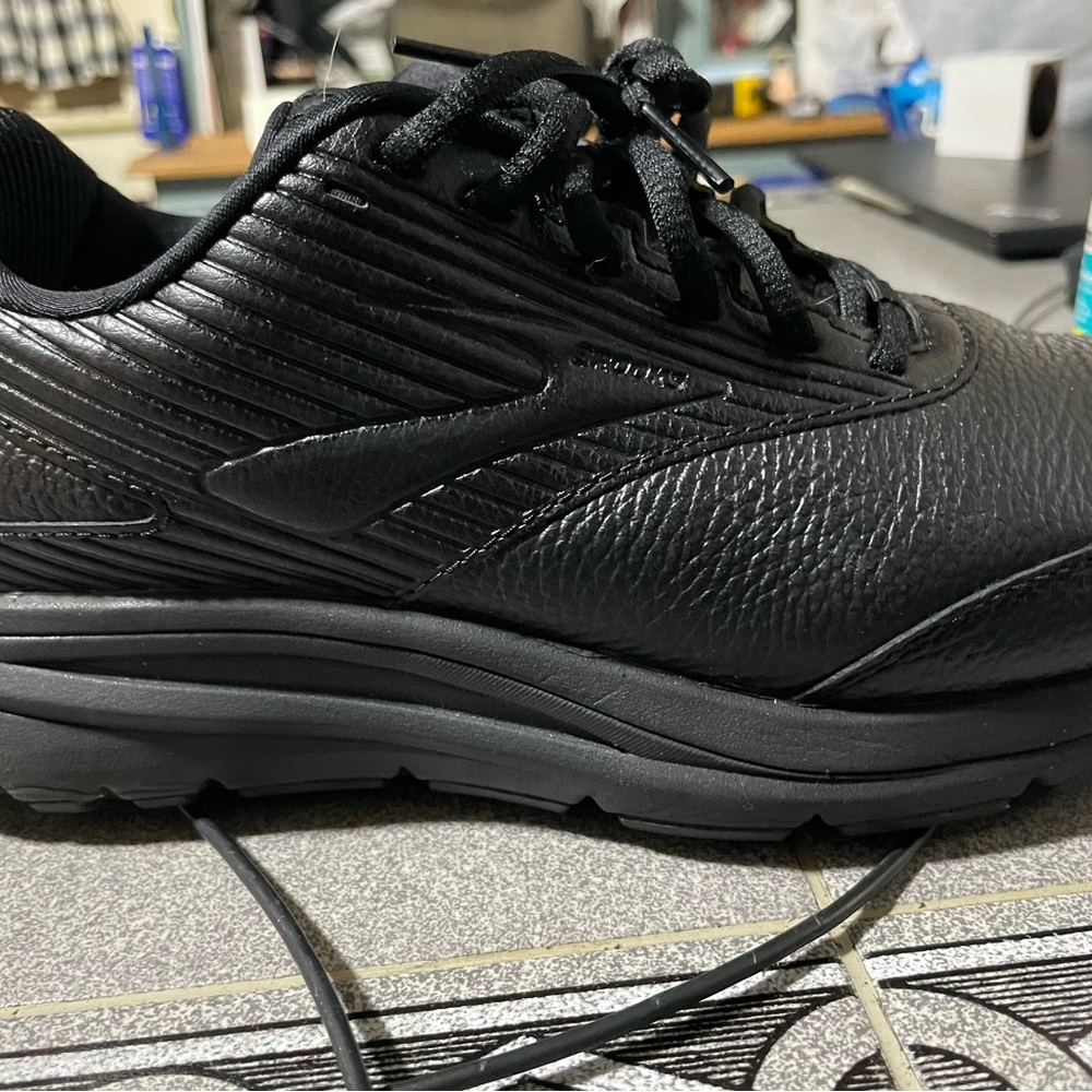 Brooks size 8.5 wide sneakers , slip resistant and only worn once in the house